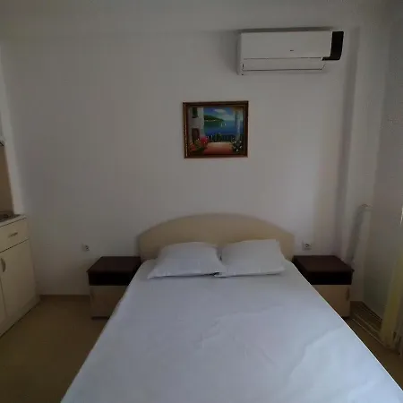 жасмин клуб דירה