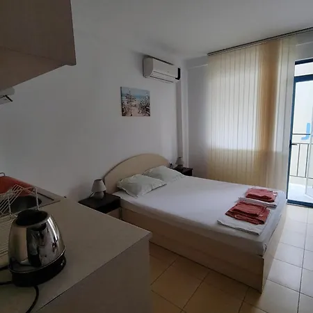 жасмин клуб Sunny Beach