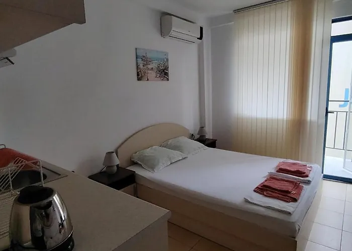 жасмин клуб סאני ביץ'