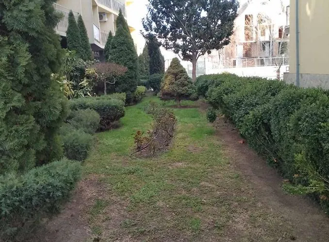 жасмин клуб Apartment Slantschew brjag