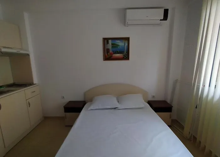 жасмин клуб Apartment