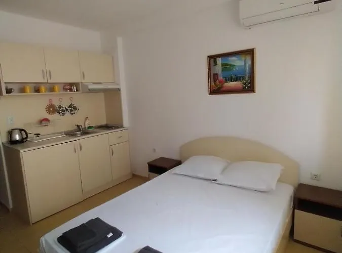 Apartment жасмин клуб *