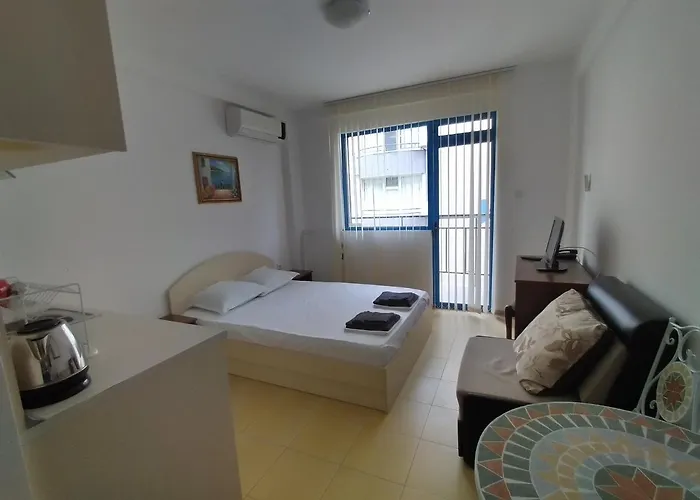 Apartment жасмин клуб *