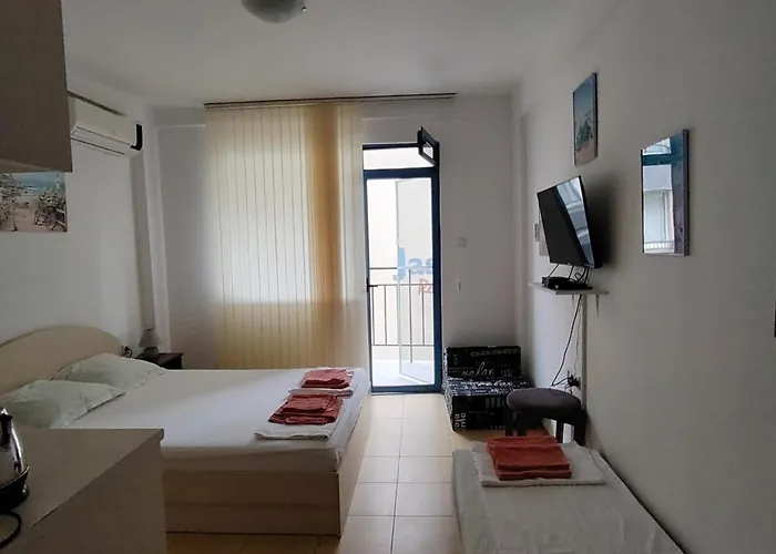 жасмин клуб Apartment Slantschew brjag