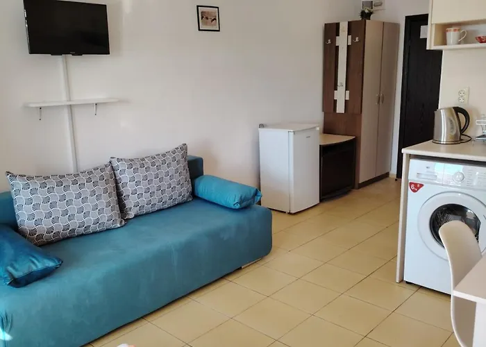 жасмин клуб Apartment